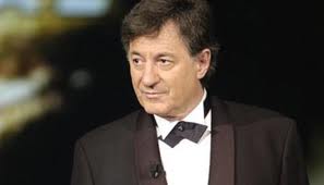 Ion Caramitru a primit o stea pe Aleea Celebrităţilor Ion Caramitru a primit o stea pe Aleea Celebrităţilor