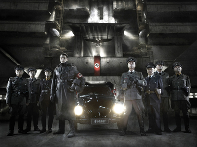 Iron Sky. Invazia - cronică de film