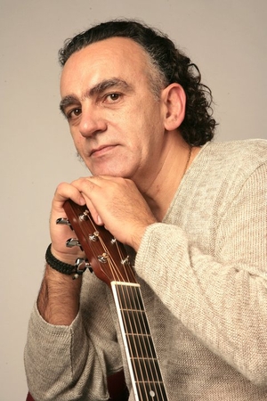 Marius Bațu, în concert La Copac Marius Bațu, în concert La Copac