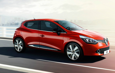 Primele imagini cu Renault Clio IV Primele imagini cu Renault Clio IV