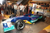 Maşini de Formula 1 în mall