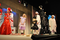 Alice în Ţara Minunilor, în limba chineză, la Teatrul Ţăndărică