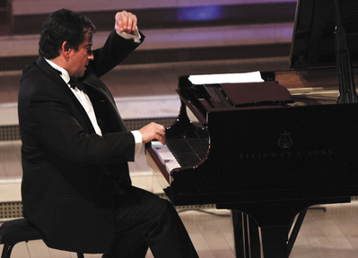 Turneul Pianul călător. Pe urmele lui Liszt Turneul Pianul călător. Pe urmele lui Liszt