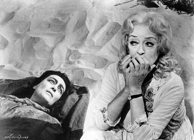 Filmul zilei la TV - What Ever Happened To Baby Jane? Filmul zilei la TV - What Ever Happened To Baby Jane?