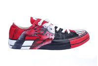 Converse şi 438hall art bazaar lansează SHUI shooz