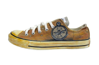 Converse şi 438hall art bazaar lansează SHUI shooz