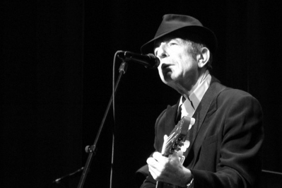 Leonard Cohen sau cum se poate educa o naţie Leonard Cohen sau cum se poate educa o naţie