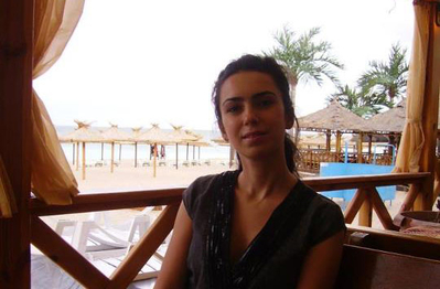 Valentina Miu: „Jocul de-a vacanţa” pe malul mării Valentina Miu: „Jocul de-a vacanţa” pe malul mării