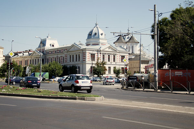 De citit, nu de răsfoit De citit, nu de răsfoit