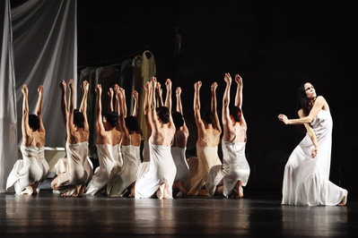Cine este Pina Bausch Cine este Pina Bausch
