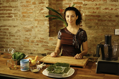 Ligia Pop ne vorbeşte despre alimentaţia vegană Ligia Pop ne vorbeşte despre alimentaţia vegană