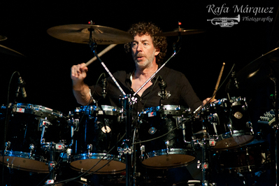 Simon Phillips: Am un sound aparte