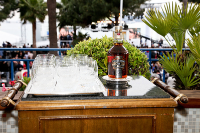 (P) Cannes, the place to be