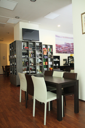 Gala Wine Bar Gala Wine Bar