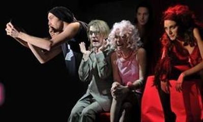 Programul Green Hours şi Teatrul LUNI în perioada 22 februarie-5 martie Programul Green Hours şi Teatrul LUNI în perioada 22 februarie-5 martie