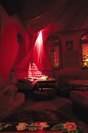 Cafenele non-stop: Ramayana Café Cafenele non-stop: Ramayana Café