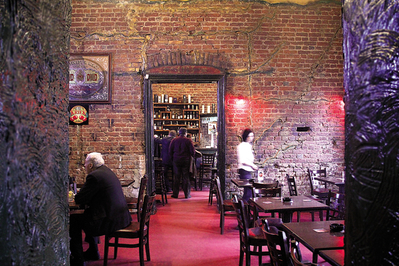 Cafenele din Bucureşti: James Joyce