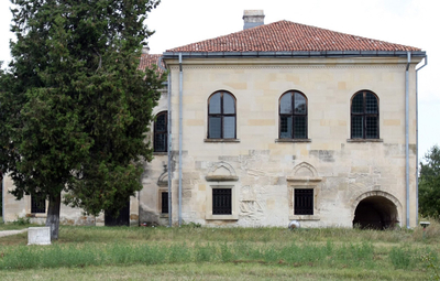 Muzeul Boierului Român. Conacul acoperit în întregime cu piatră şlefuită Muzeul Boierului Român. Conacul acoperit în întregime cu piatră şlefuită