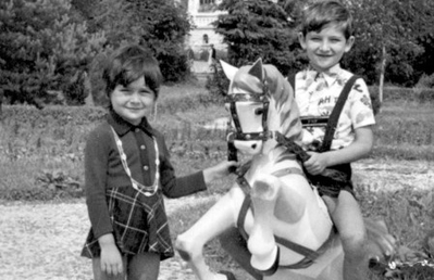 Alexandra Ares: „Puteam să recunosc mirosul fiecărei familii” Alexandra Ares: „Puteam să recunosc mirosul fiecărei familii”
