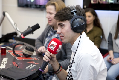 Aflat in turneul international de promovare, Monoir a mixat la petrecerea aniversara a radio NRJ Rusia Aflat in turneul international de promovare, Monoir a mixat la petrecerea aniversara a radio NRJ Rusia