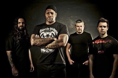 SEPULTURA confirmată la Festivalul METALHEAD Meeting care va avea loc cu o săptămână mai devreme SEPULTURA confirmată la Festivalul METALHEAD Meeting care va avea loc cu o săptămână mai devreme