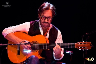 INVITATIA VIDEO LA CONCERT A CHITARISTULUI AL DI MEOLA INVITATIA VIDEO LA CONCERT A CHITARISTULUI AL DI MEOLA