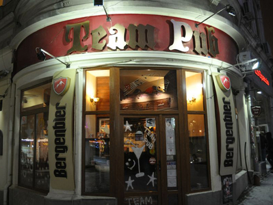 Baruri din Centrul Vechi: Team Pub Baruri din Centrul Vechi: Team Pub