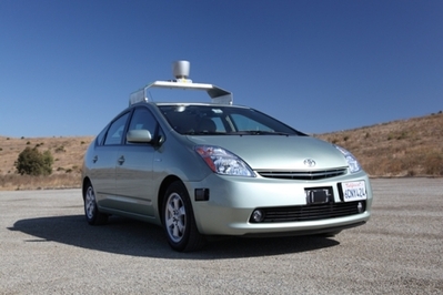 Google a brevetat autoturismul care se conduce singur Google a brevetat autoturismul care se conduce singur