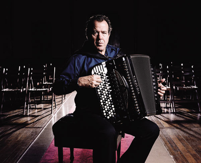 Câştigă o invitaţie dublă la concertul Richard Galliano de la Bucureşti - CONCURS INCHEIAT Câştigă o invitaţie dublă la concertul Richard Galliano de la Bucureşti - CONCURS INCHEIAT