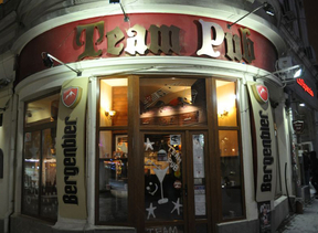 Baruri din Centrul Vechi: Team Pub