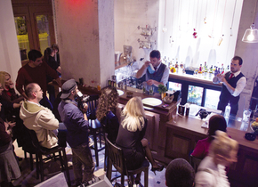Cocktail bars: Laborator, Flair Angel, Newton Cocktail Bar