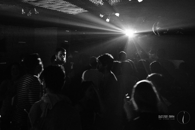 Evenimente Question Mark. Funk, Action Painting & Sounds Evenimente Question Mark. Funk, Action Painting & Sounds