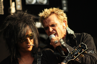 Ofertă fulger bilete concert Billy Idol!