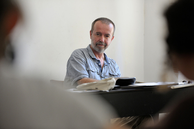 Mircea Tiberian aniversează 40 de ani de carieră muzicală Mircea Tiberian aniversează 40 de ani de carieră muzicală